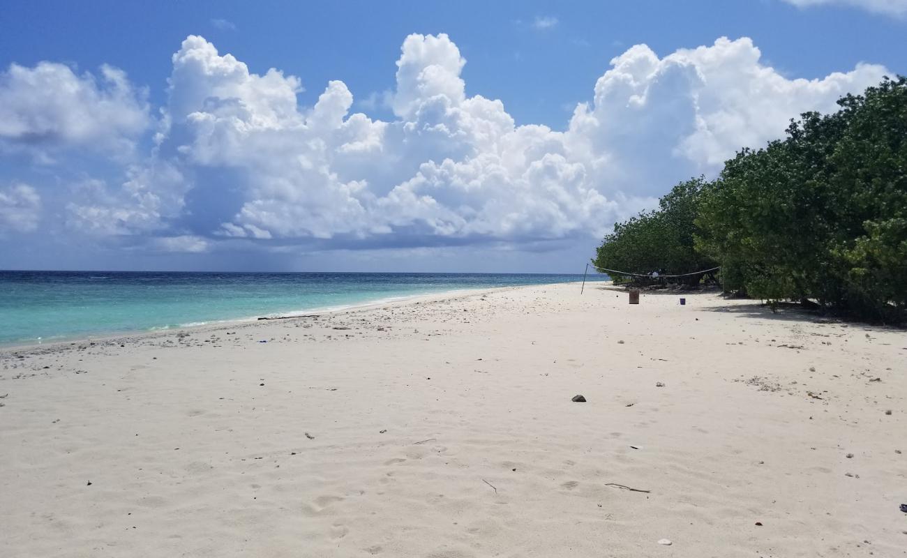 Beach front 2000sqft feet land for lease from N.Velidhoo